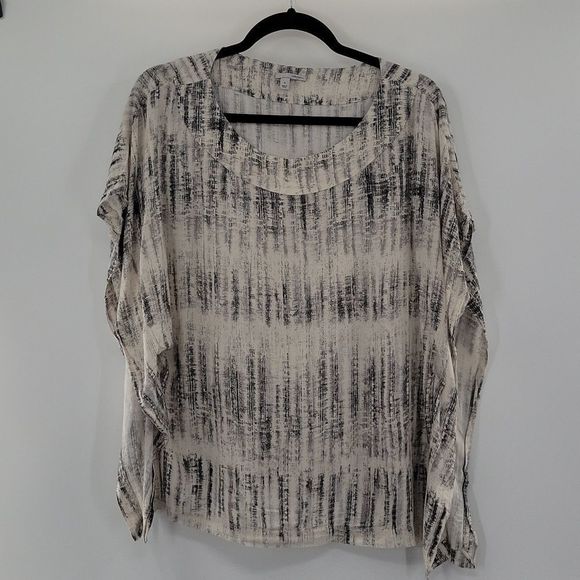 3 For $20 Halogen Cream & Black Miro Print Patters Wide Arm Short Blouse size M - Picture 1 of 6
